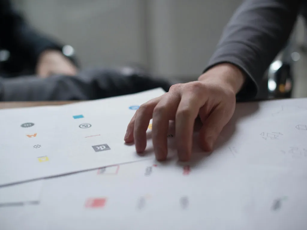 Atualização de logotipo: sinais de que sua marca precisa de um novo design 1 https://nortearia.com.br/como-atualizar-sua-identidade-visual/